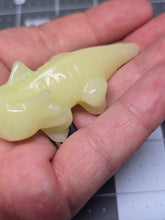 Load image into Gallery viewer, Glow in the dark Lizard carving