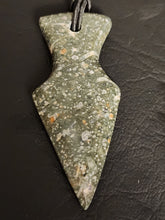Load image into Gallery viewer, A-32 Arrowhead Necklace