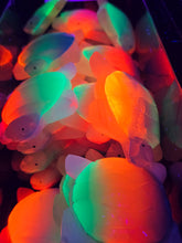 Load image into Gallery viewer, Small Rainbow Onyx Turtle