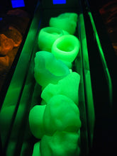 Load image into Gallery viewer, Skull Glow Ring
