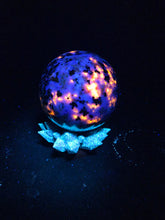 Load image into Gallery viewer, "Solar Flare" Yooperlites sphere by Erik Rintamaki