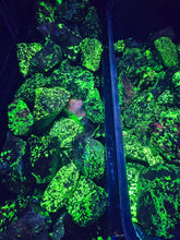 Load image into Gallery viewer, Willemite Chunks (Longwave 365nm) reactive