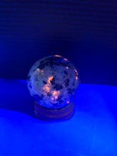 Load image into Gallery viewer, Yooperlite Sphere by Erik Rintamaki 1.53 inch 2.9 ounce